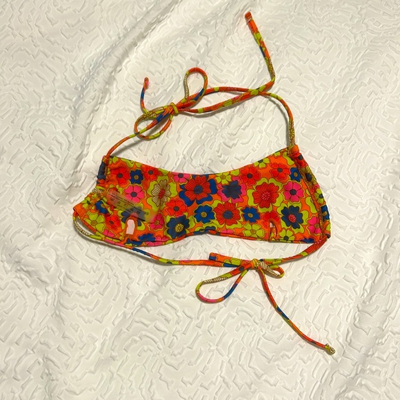 bikini top - Picture 2 of 2